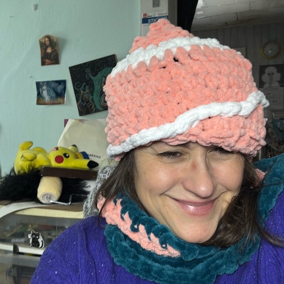 Handcrafted Elfish strawberry parfait hat and scarf set made by me! - Picture 1 of 11